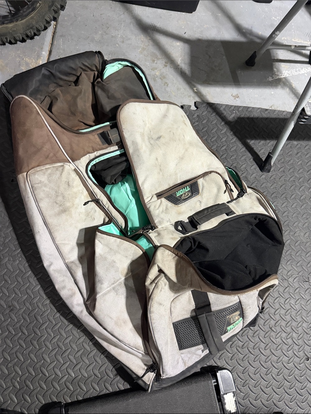 Thor Motocross Duffel Bag in Cream & Brown with Mint Lining